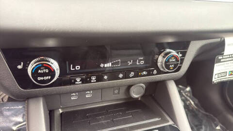 2026 Mitsubishi Outlander LE
