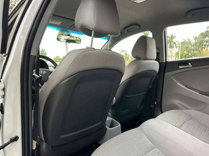 2015 Hyundai Accent GS