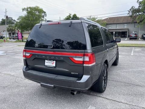 2016 Lincoln Navigator Select