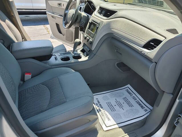 2017 Chevrolet Traverse LS