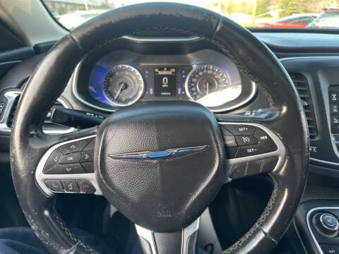 2015 Chrysler 200 Limited