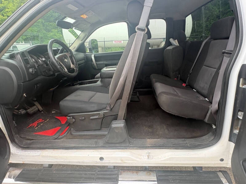2011 Chevrolet Silverado 3500HD LT