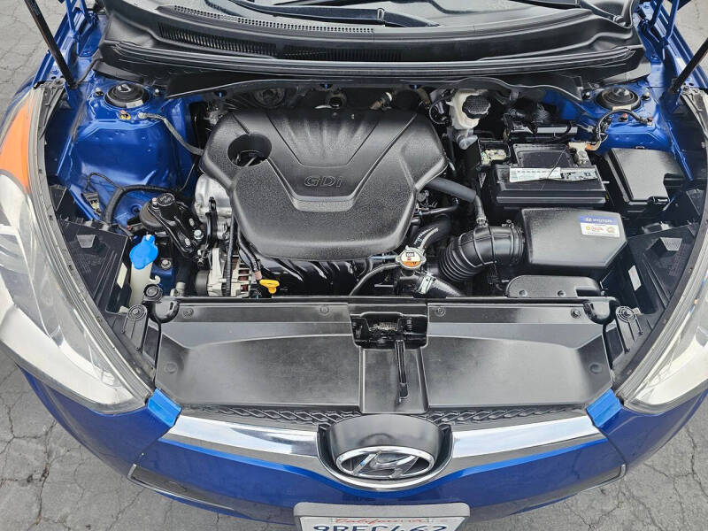 2017 Hyundai Veloster Value Edition