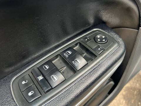 2012 Chrysler 300 Limited