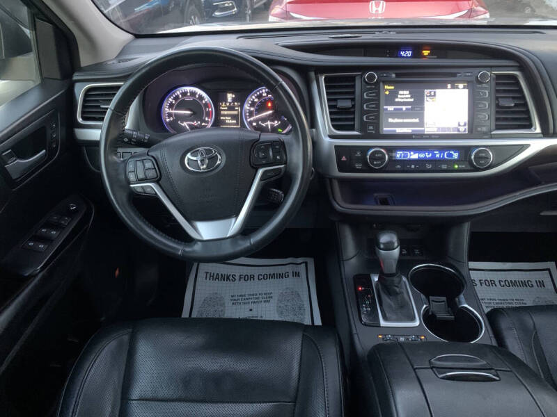 2016 Toyota Highlander Limited