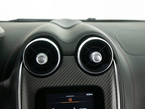 2023 McLaren GT