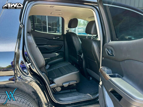 2020 GMC Acadia Denali