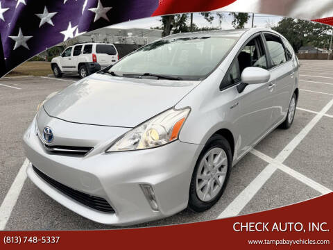 2014 Toyota Prius v Five