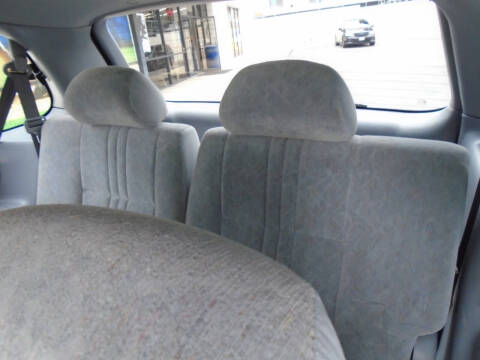 2000 Toyota Sienna LE