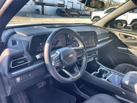 2024 Chevrolet Traverse LS