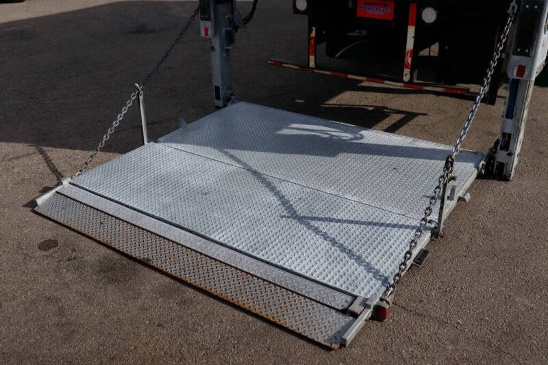 2019 International DuraStar 4300