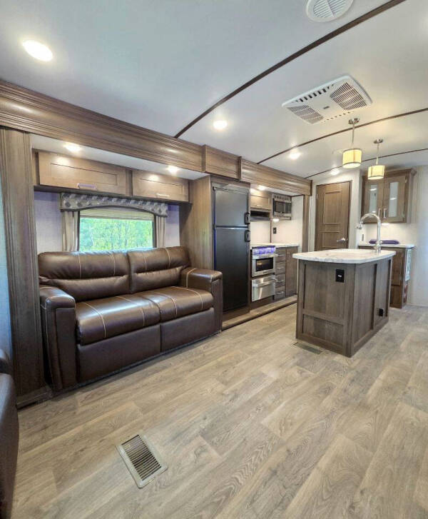 2019 Keystone RV Laredo