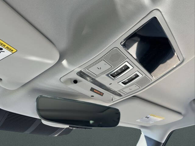 2026 Land Rover Defender 130 P300 S