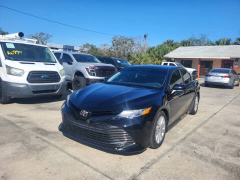 2019 Toyota Camry for sale at FAMILY AUTO BROKERS in Longwood FL