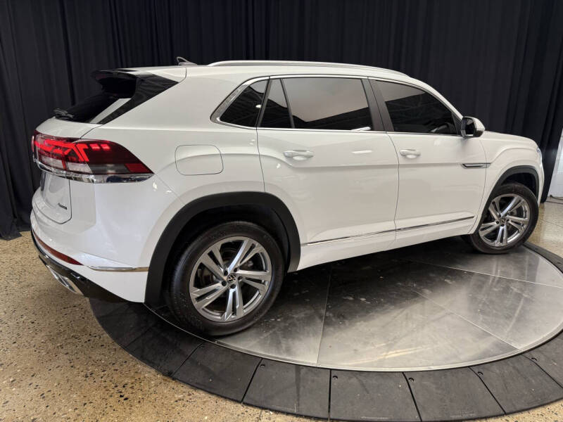 2024 Volkswagen Atlas Cross Sport SEL R-Line 4Motion