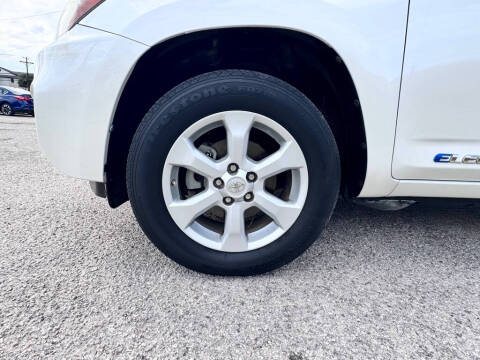 2013 Toyota RAV4 EV