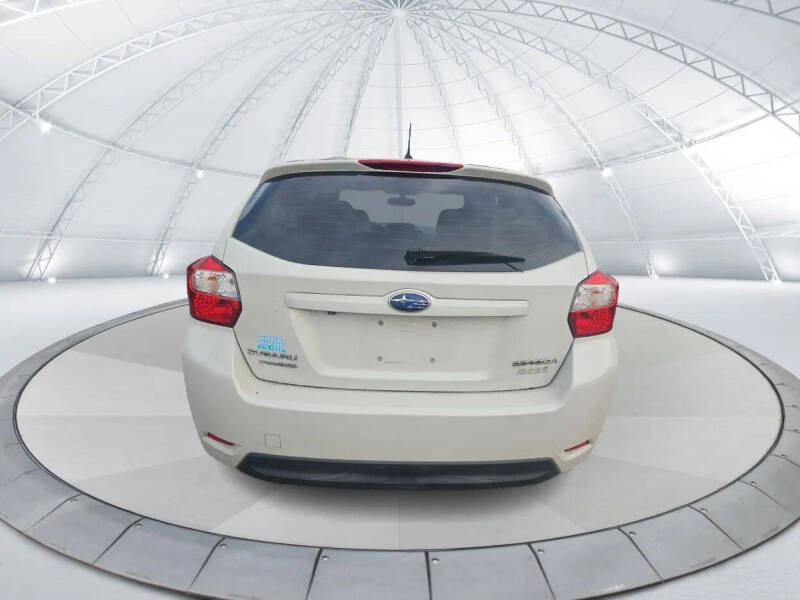 2016 Subaru Impreza 2.0i