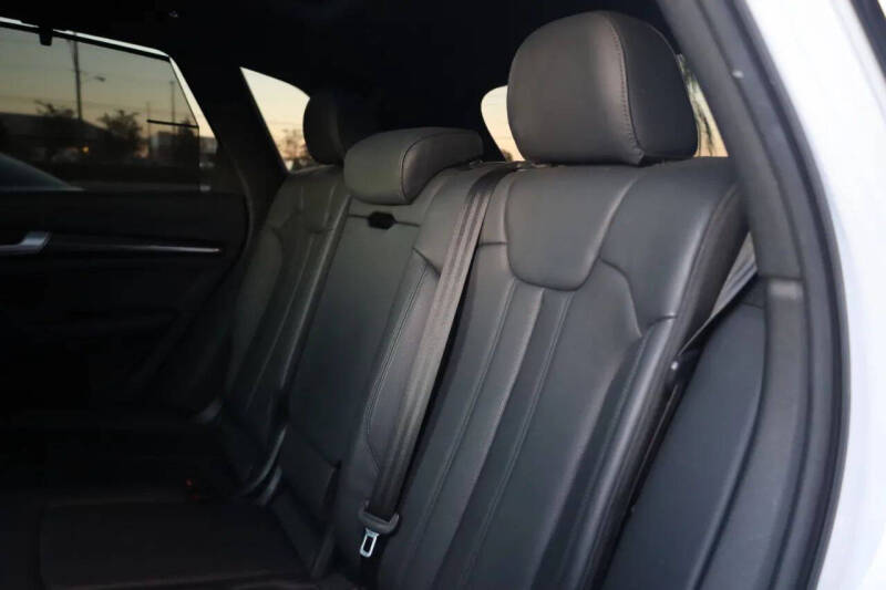 2019 Audi SQ5 3.0T quattro Prestige