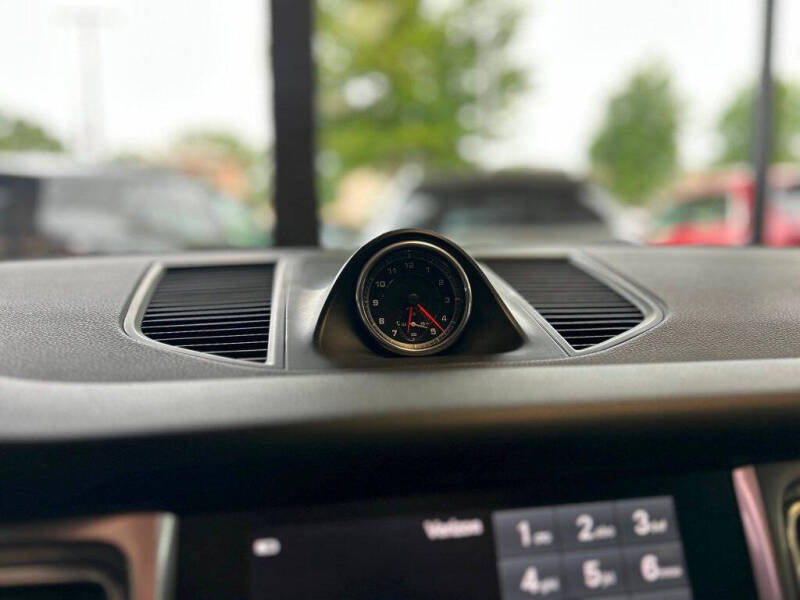 2017 Porsche Macan S