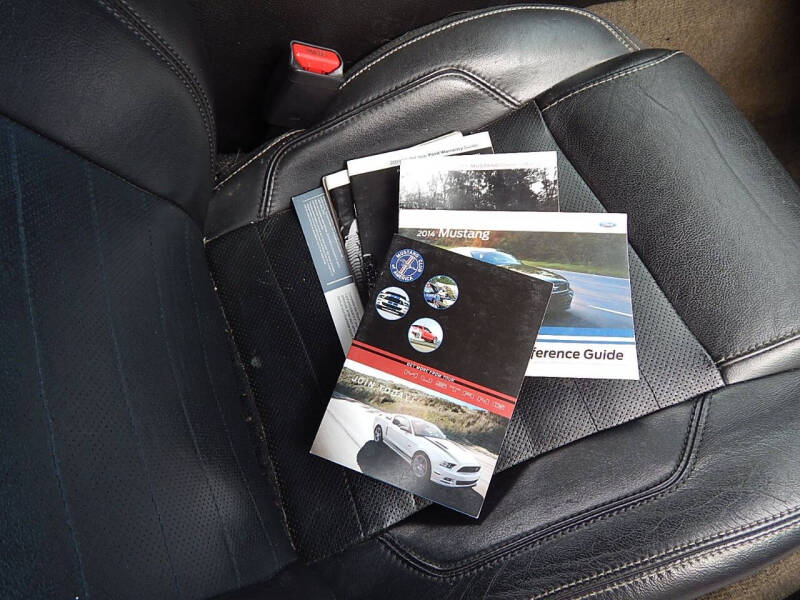 2014 Ford Mustang V6 Premium