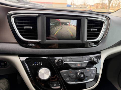 2021 Chrysler Voyager LXi