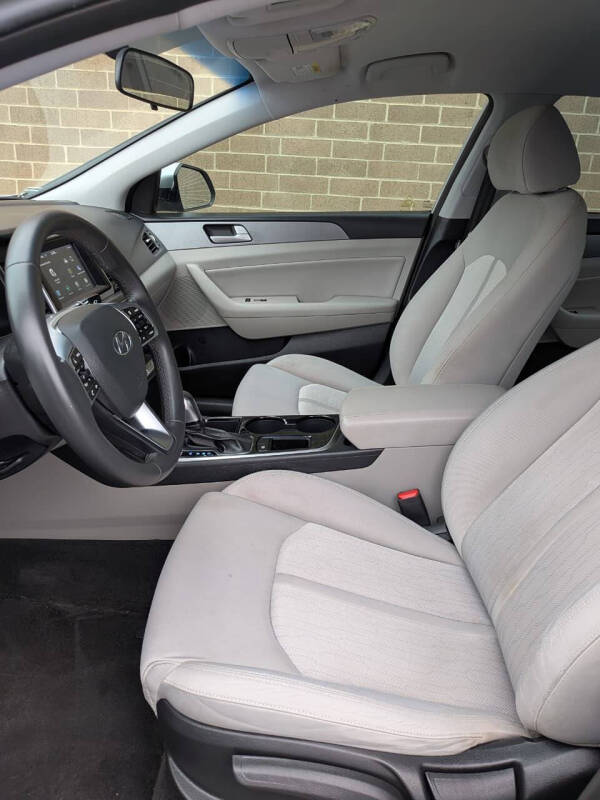 2019 Hyundai Sonata Hybrid SE