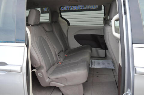 2017 Chrysler Pacifica LX