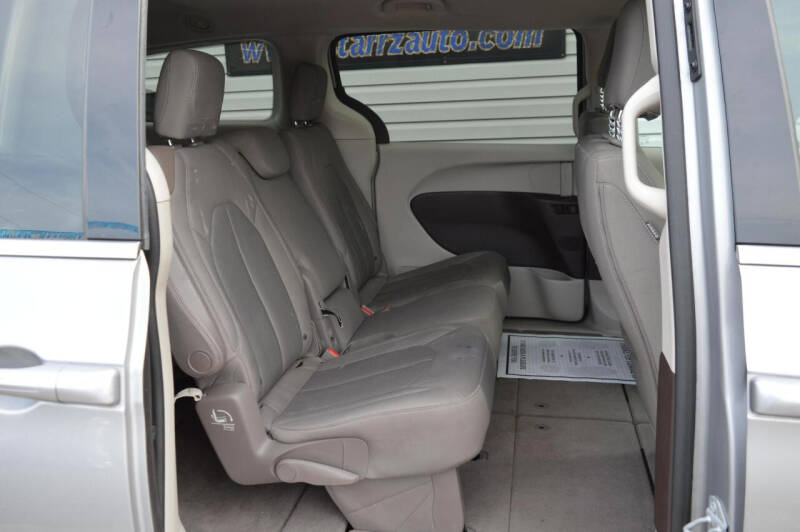 2017 Chrysler Pacifica LX