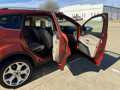 2019 Ford Escape Titanium