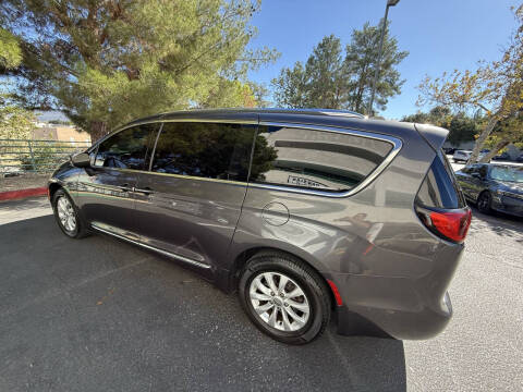 2018 Chrysler Pacifica Touring L