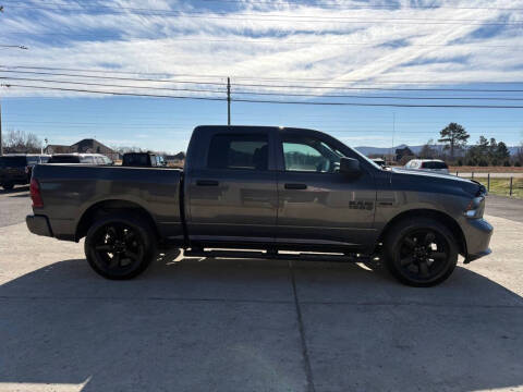 2017 RAM 1500 Express