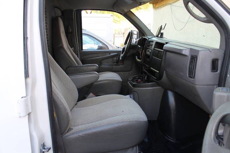 2004 Chevrolet Express 1500