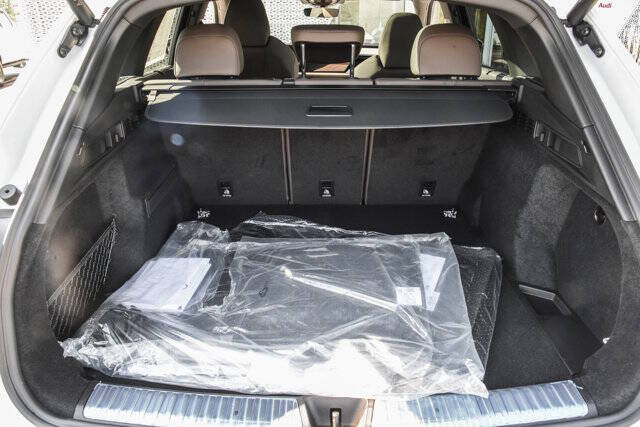 2025 Audi Q5 quattro Premium Plus TFSI