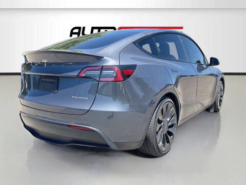 2023 Tesla Model Y Performance