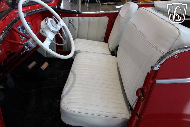 1949 Willys Jeepster