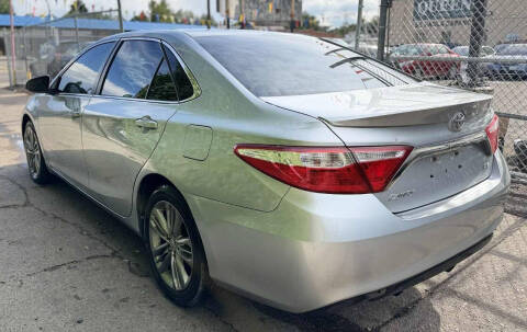 2016 Toyota Camry SE