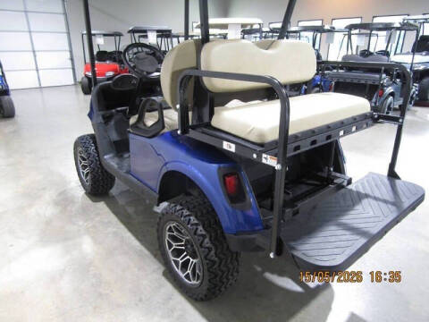 2018 E-Z-GO RXV 4