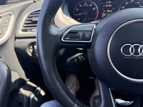 2018 Audi Q3 2.0T quattro Premium Plus