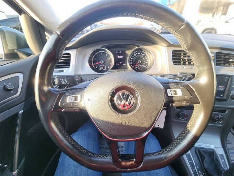 2017 Volkswagen Golf SportWagen