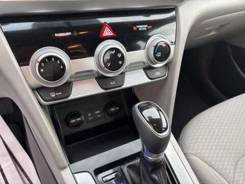 2019 Hyundai Elantra