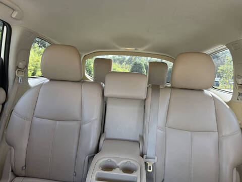 2017 Nissan Pathfinder SL