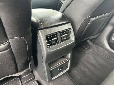 2024 Ford Edge SE
