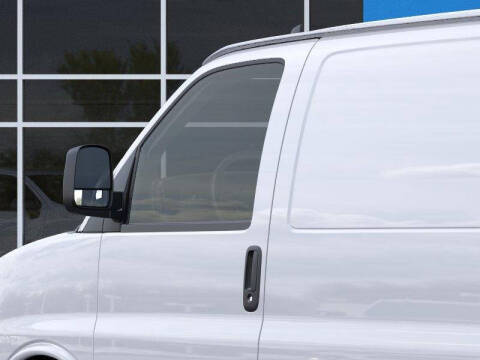 2025 Chevrolet Express 2500