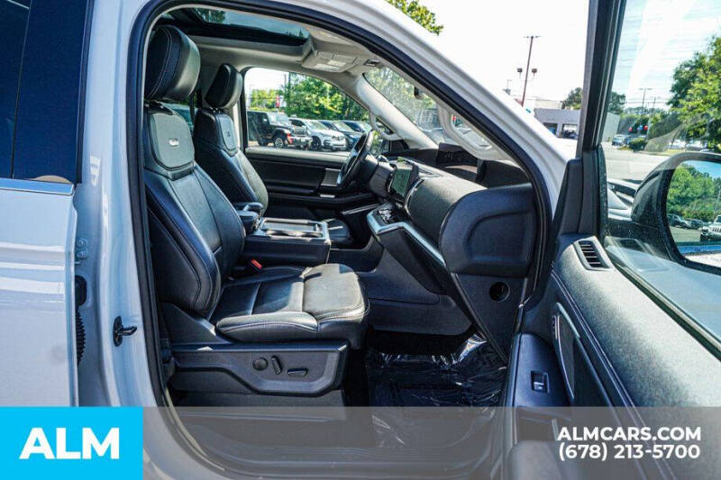 2025 Ford Expedition Platinum
