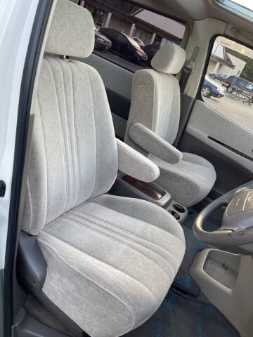 1997 Toyota Granvia
