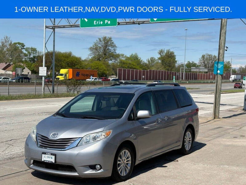 2015 Toyota Sienna XLE Premium 8-Passenger