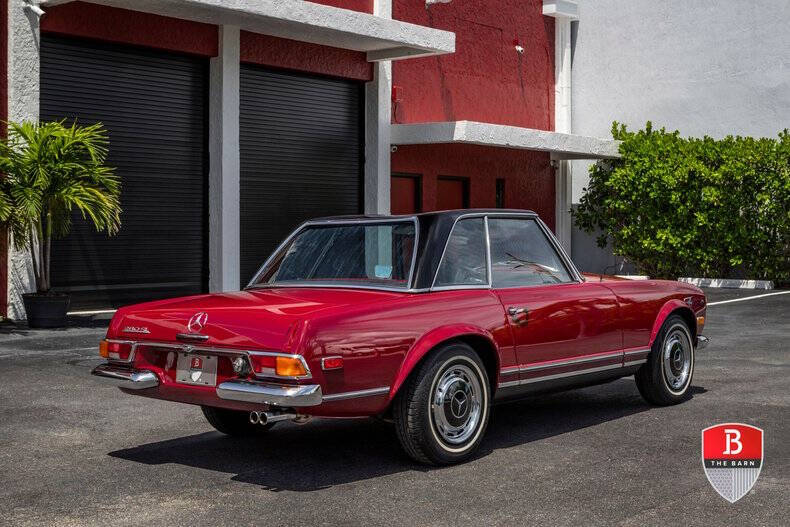 1970 Mercedes-Benz 280-Class