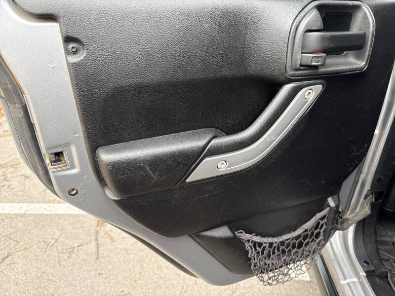 2014 Jeep Wrangler Unlimited Freedom Edition