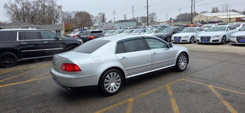 2005 Volkswagen Phaeton V8