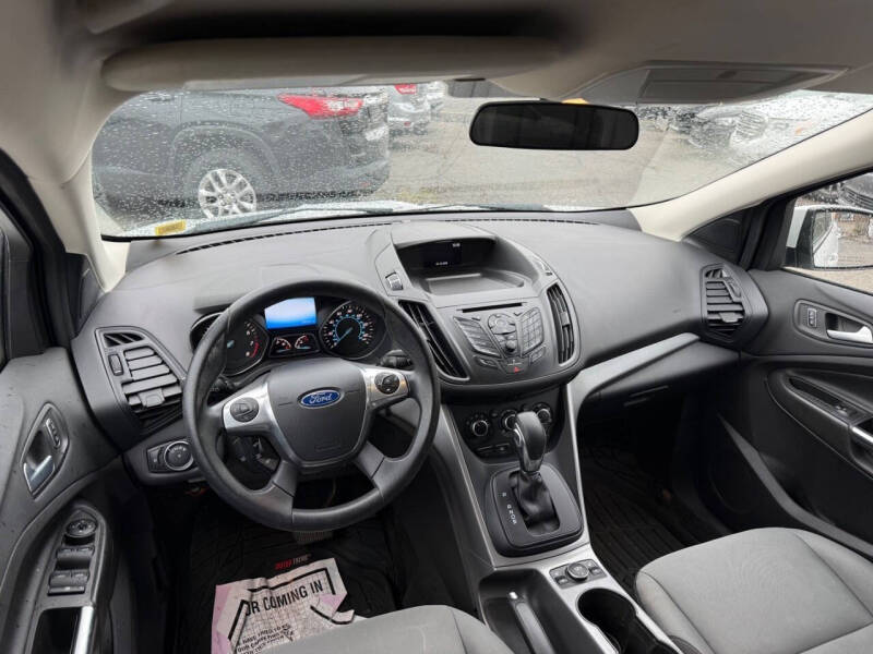 2016 Ford Escape SE